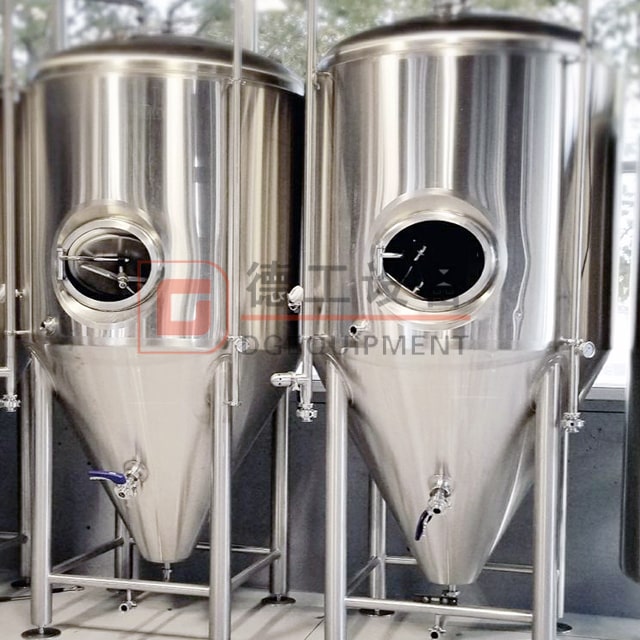 L Commercial Brewing System Setup Conical Dimple Jacket Stainless